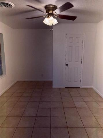 327 Taylor Falfurrias TX 78355