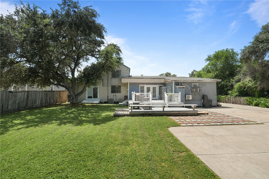 922 Oak Park Avenue Corpus Christi TX 78408