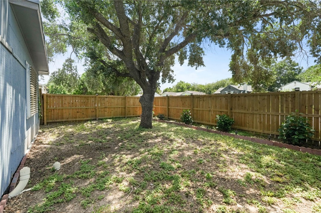 922 Oak Park Avenue Corpus Christi TX 78408