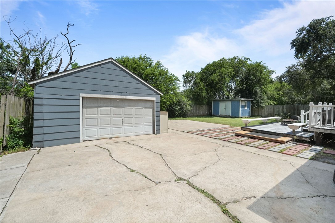 922 Oak Park Avenue Corpus Christi TX 78408