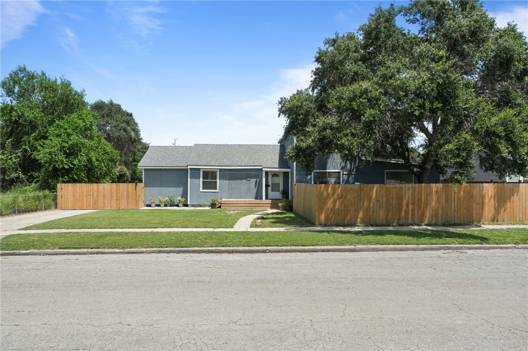 922 Oak Park Avenue Corpus Christi TX 78408