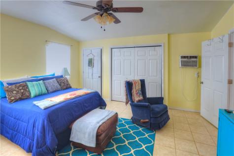 802 Mission Street Rockport TX 78382