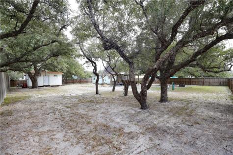 802 Mission Street Rockport TX 78382