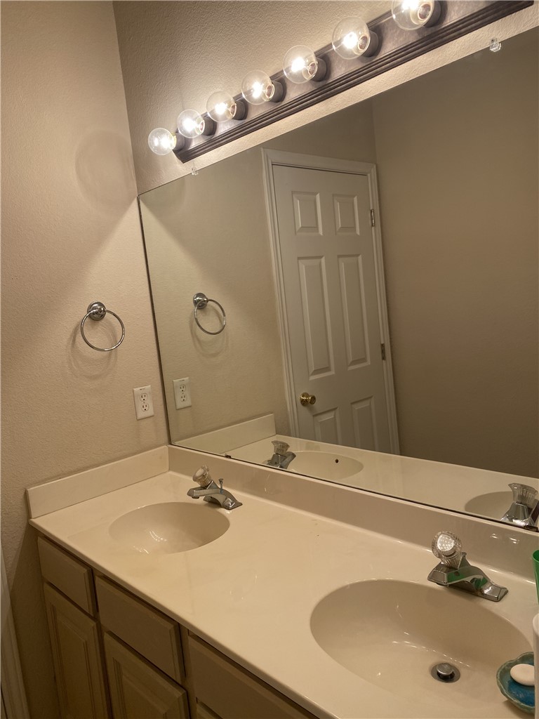 7205 Mansions Dr V3 Corpus Christi TX 78414