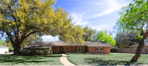 1316 Southwood Street Alice TX 78332