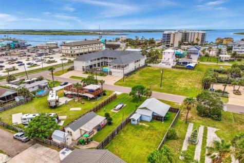 322 Tarrant Avenue Port Aransas TX 78373