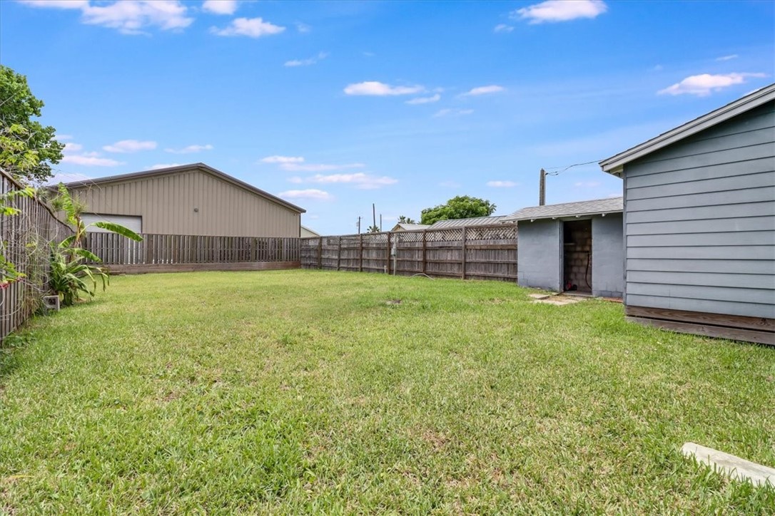 322 Tarrant Avenue Port Aransas TX 78373