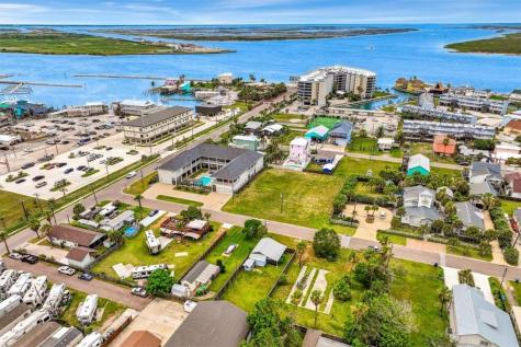 322 Tarrant Avenue Port Aransas TX 78373