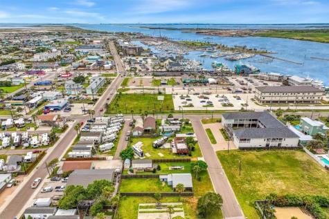 322 Tarrant Avenue Port Aransas TX 78373