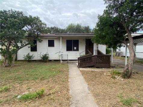 1713 Sycamore Place Corpus Christi TX 78416