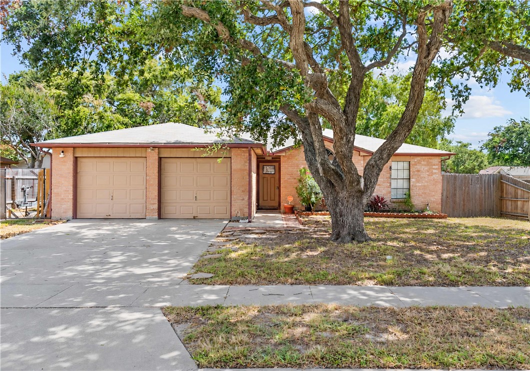 902 Saint Timothy Street Corpus Christi TX 78418