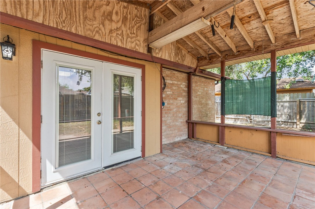 902 Saint Timothy Street Corpus Christi TX 78418