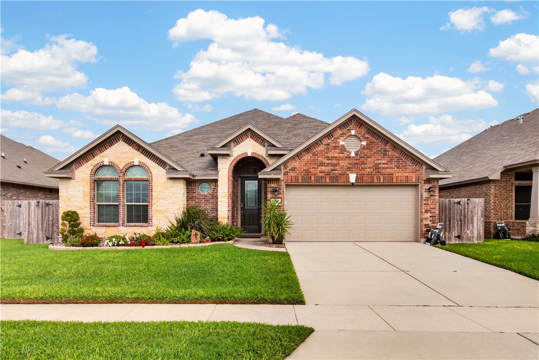 2226 Pajaro Corpus Christi TX 78414