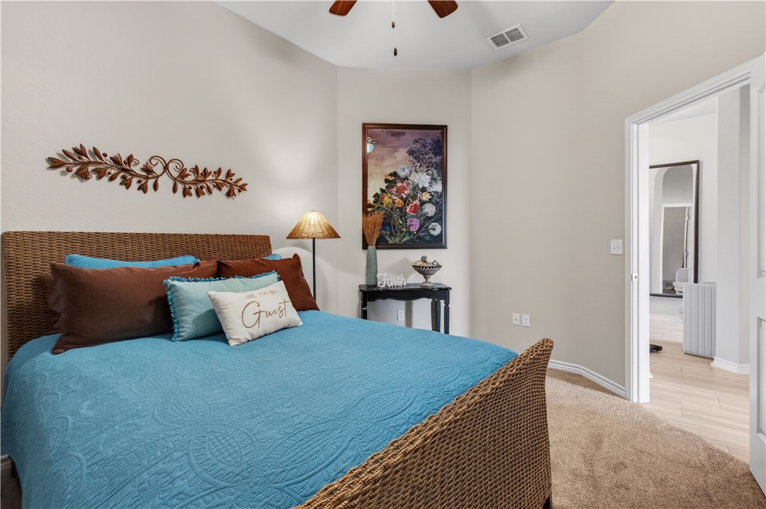 2226 Pajaro Corpus Christi TX 78414