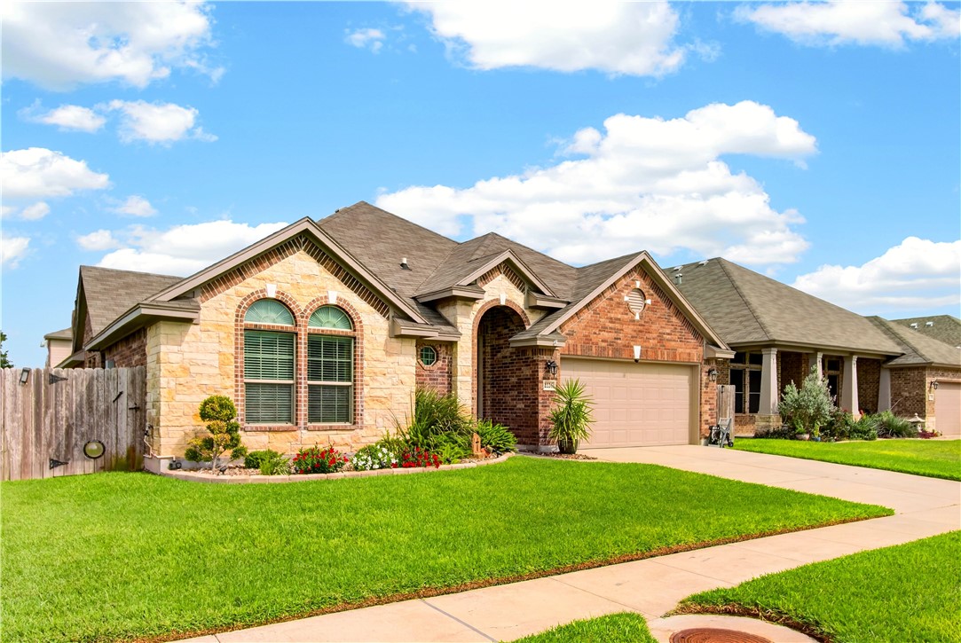 2226 Pajaro Corpus Christi TX 78414
