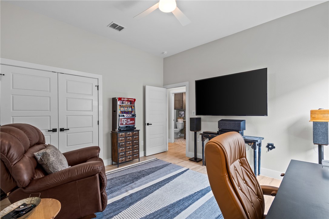 4002 Fold Corpus Christi TX 78414