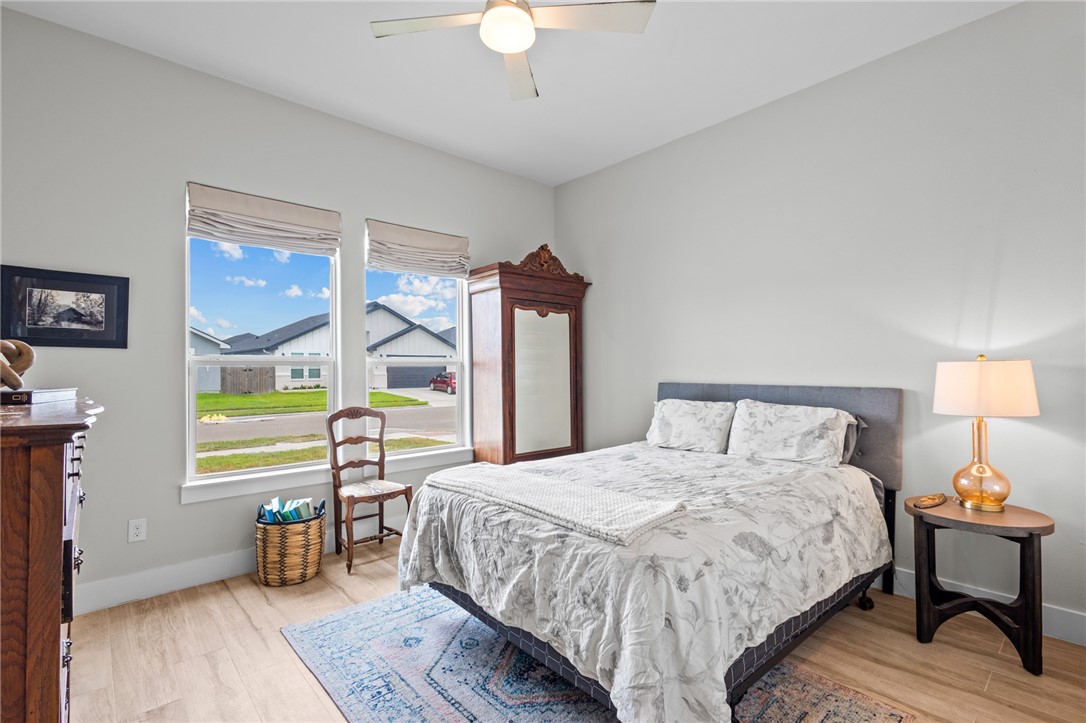 4002 Fold Corpus Christi TX 78414