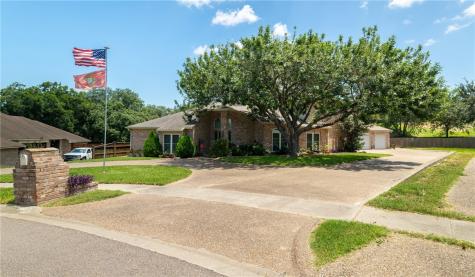 3918 Castle Knoll Drive Corpus Christi TX 78410