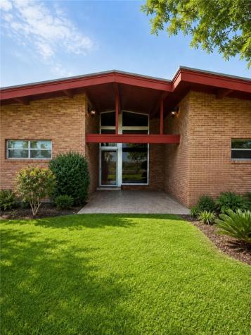 9675 County Road 325 Mathis TX 78368