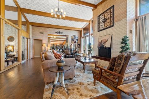 9675 County Road 325 Mathis TX 78368