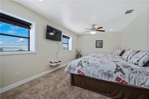 100 Breesport Drive Sandia TX 78383