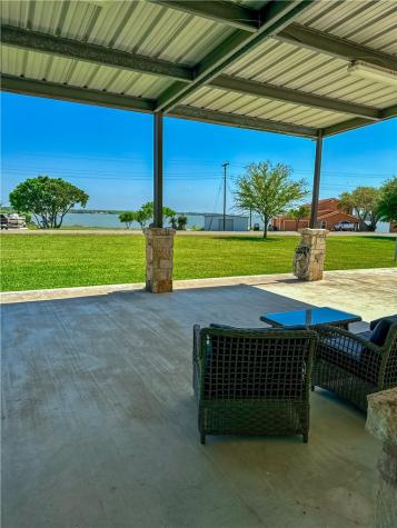 100 Breesport Drive Sandia TX 78383