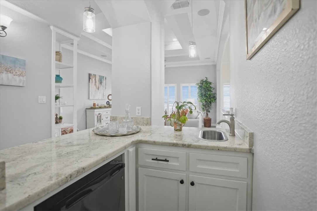 5517 Crossridge Drive Corpus Christi TX 78413