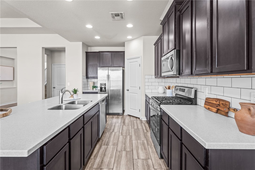 8142 Luz De Luna Street Corpus Christi TX 78414
