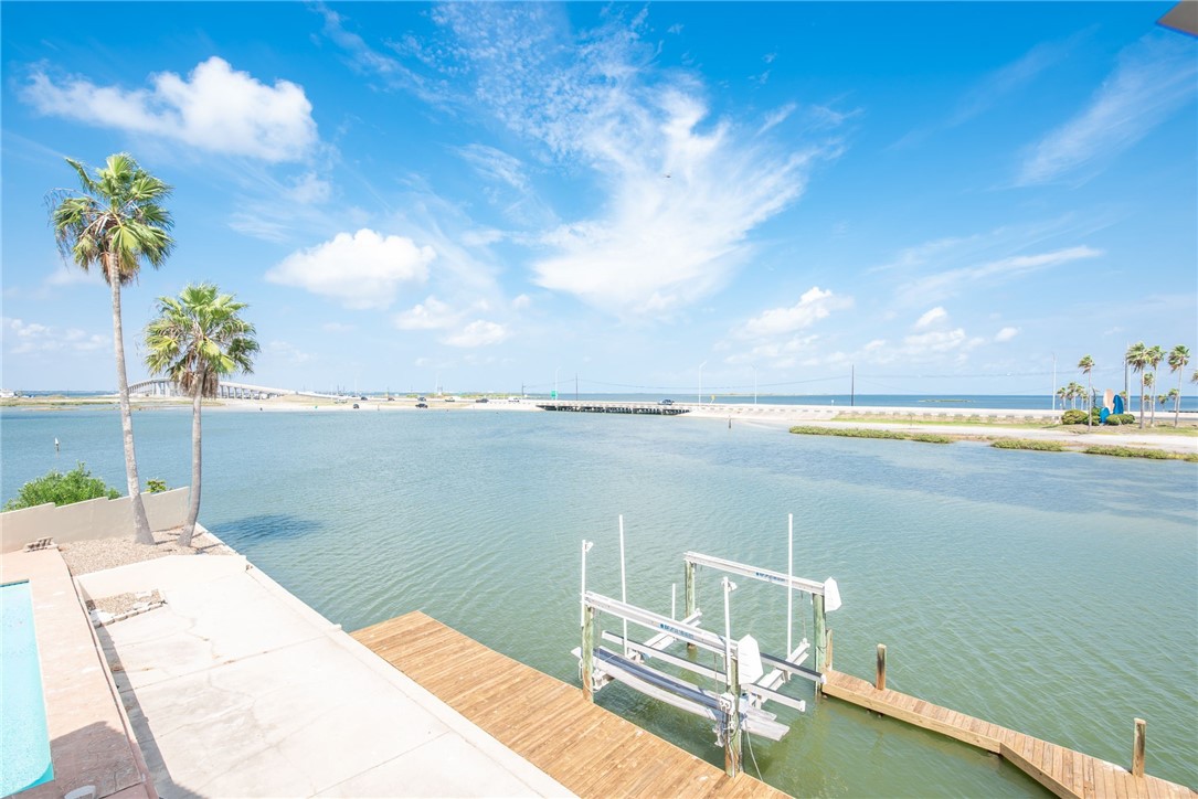 13702 Suntan Avenue Corpus Christi TX 78418