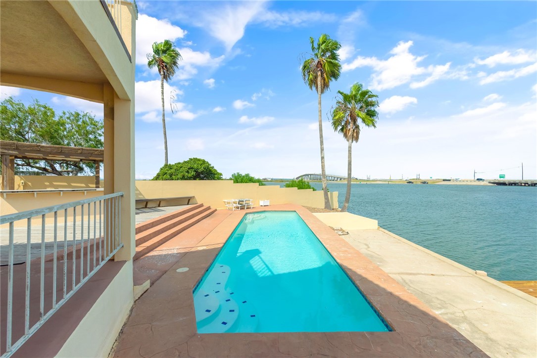 13702 Suntan Avenue Corpus Christi TX 78418