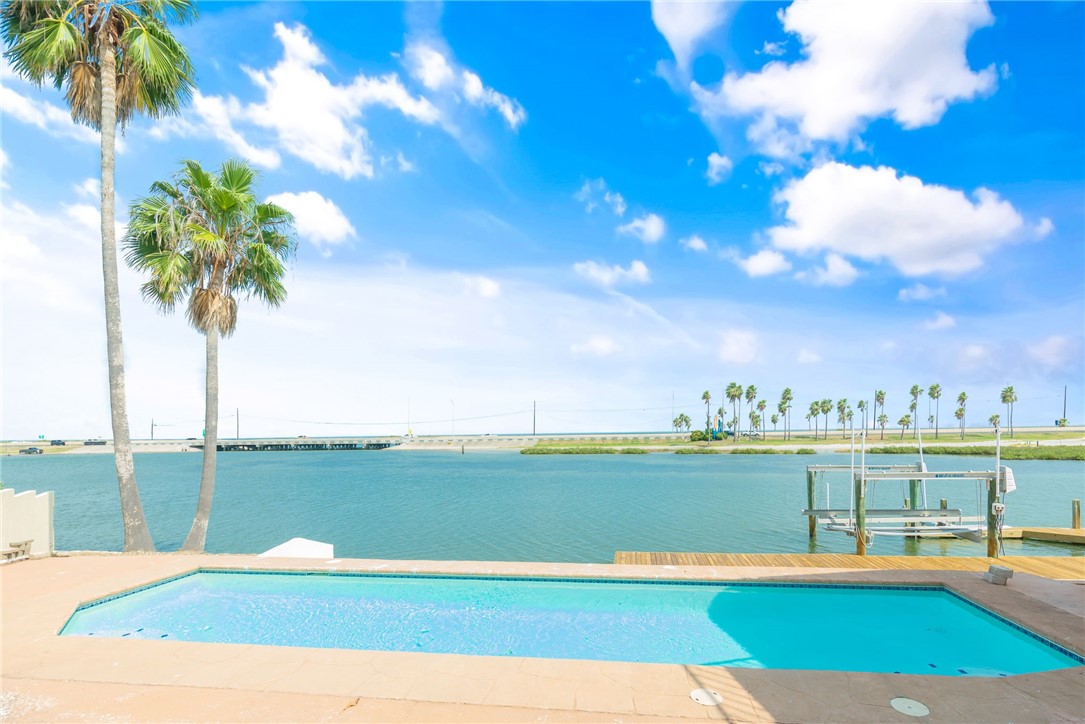 13702 Suntan Avenue Corpus Christi TX 78418