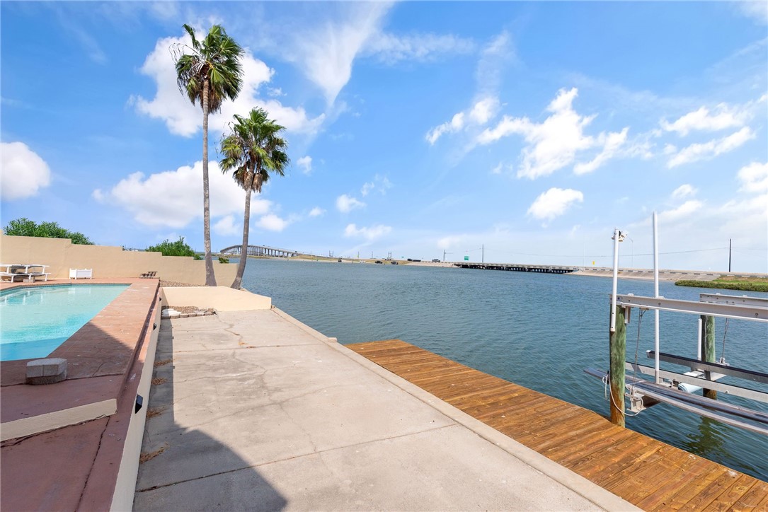 13702 Suntan Avenue Corpus Christi TX 78418