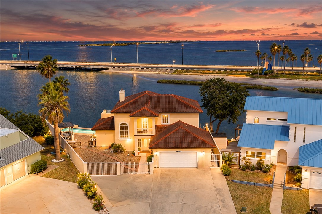 13702 Suntan Avenue Corpus Christi TX 78418