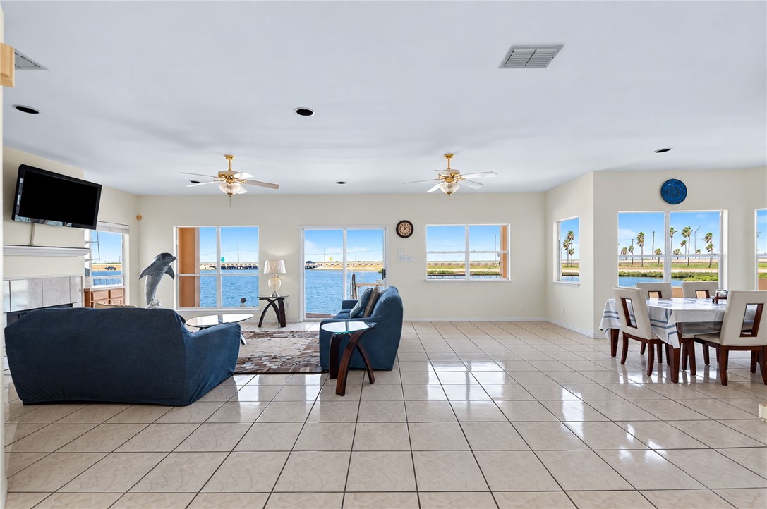 13702 Suntan Avenue Corpus Christi TX 78418