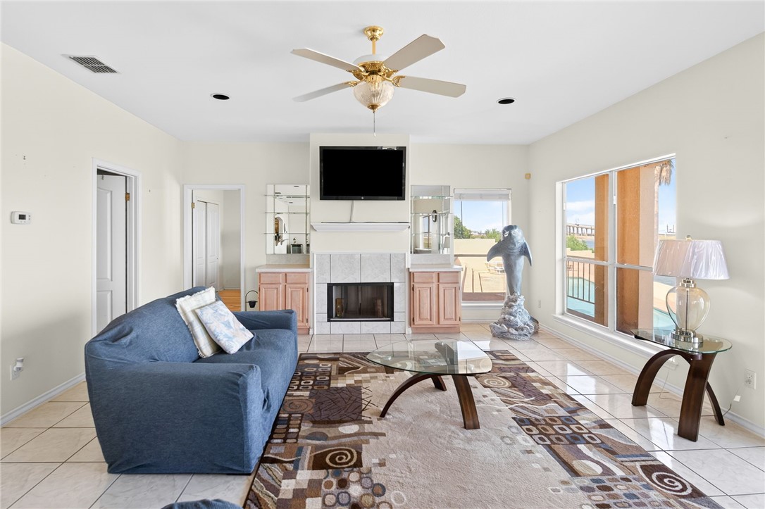 13702 Suntan Avenue Corpus Christi TX 78418