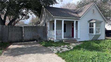 2839 Topeka Street Corpus Christi TX 78404