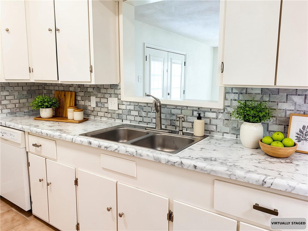 735 Chase Drive Corpus Christi TX 78412
