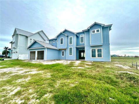 1053 North Isle Drive Rockport TX 78382