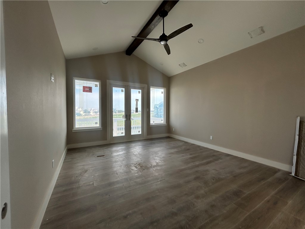 1053 North Isle Drive Rockport TX 78382