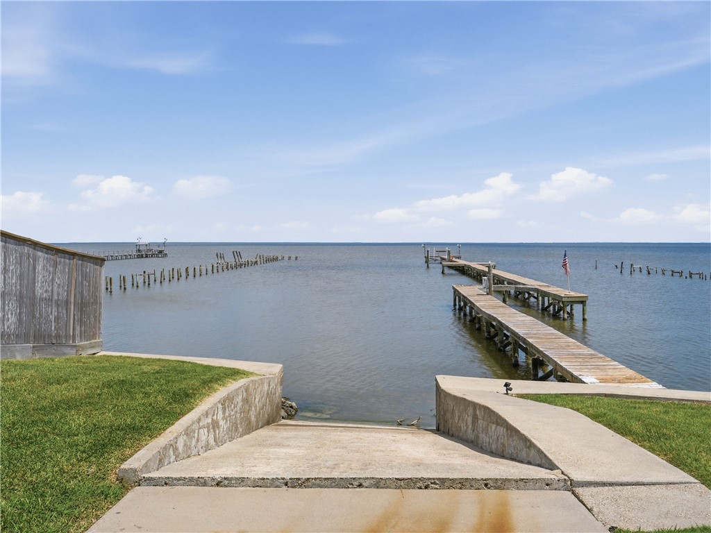 3633 Copano Drive Rockport TX 78382