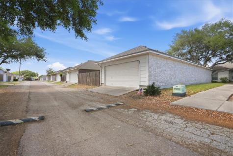 7209 Mansions Dr P-5 Corpus Christi TX 78414