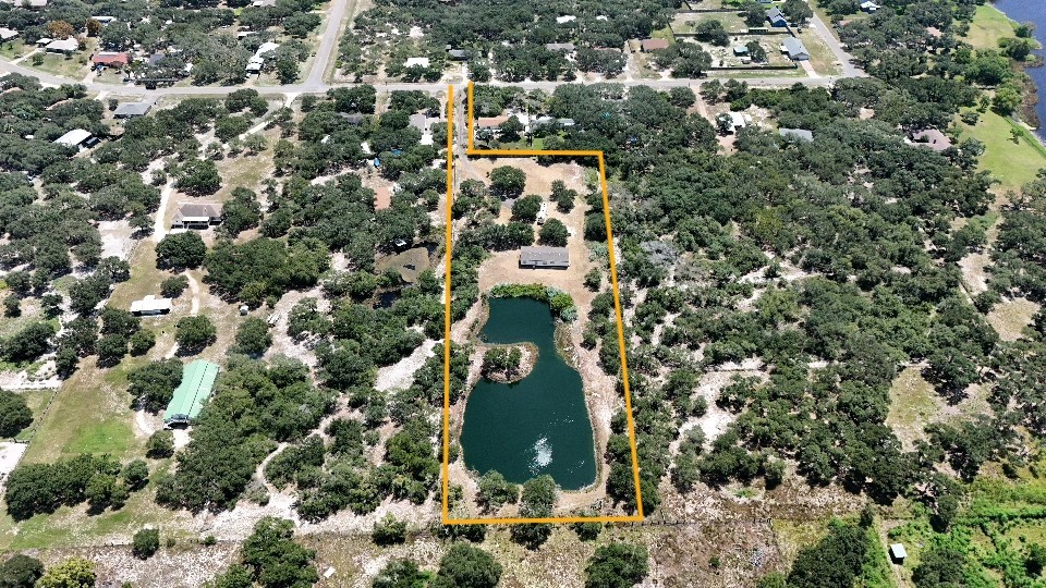 295 Griffith Drive Rockport TX 78382