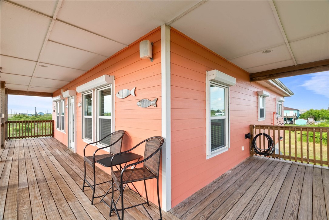 74 West Castle Oak Lane Rockport TX 78382