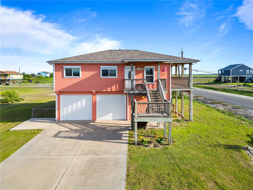 74 West Castle Oak Lane Rockport TX 78382