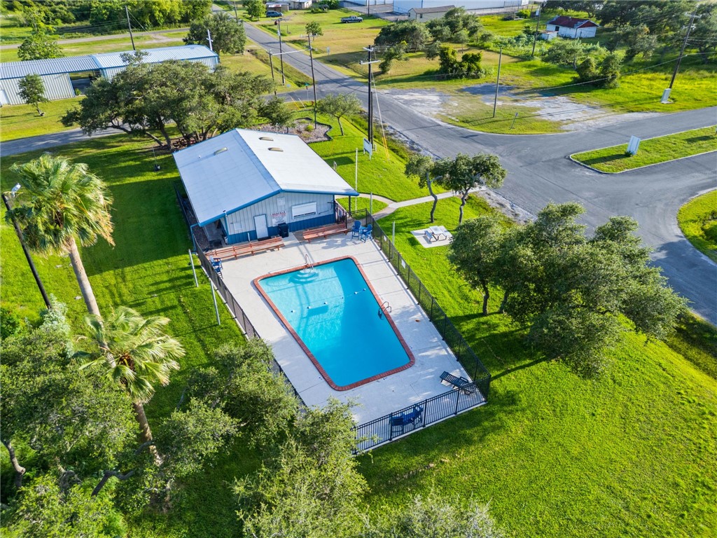 74 West Castle Oak Lane Rockport TX 78382