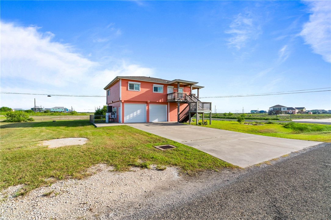 74 West Castle Oak Lane Rockport TX 78382
