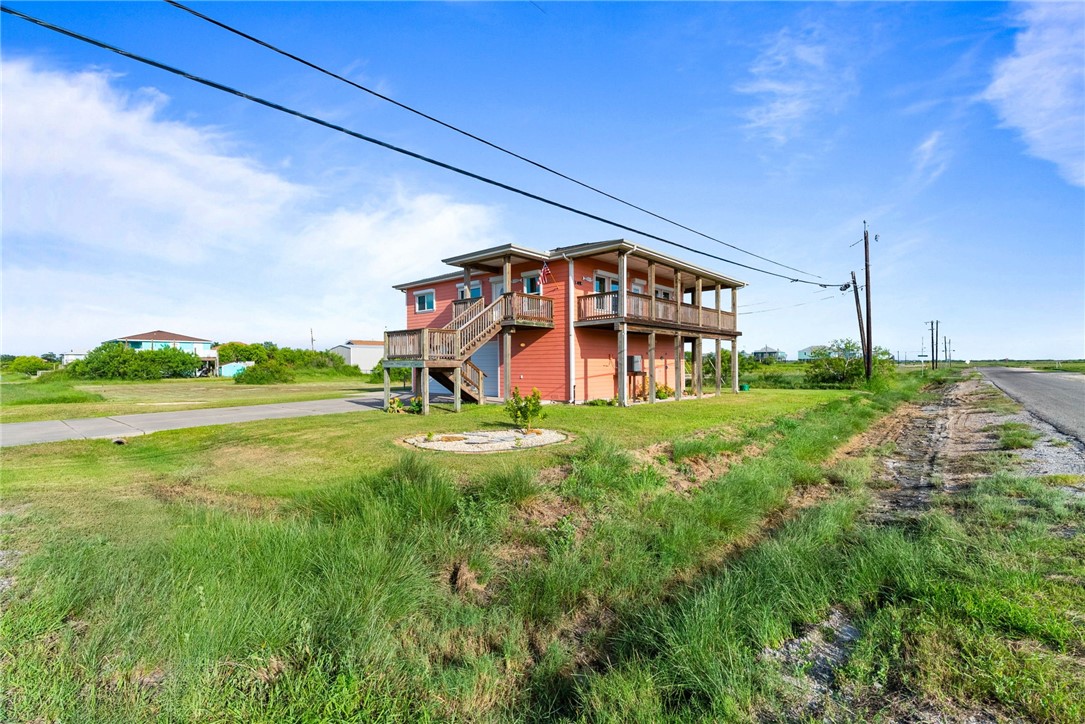 74 West Castle Oak Lane Rockport TX 78382