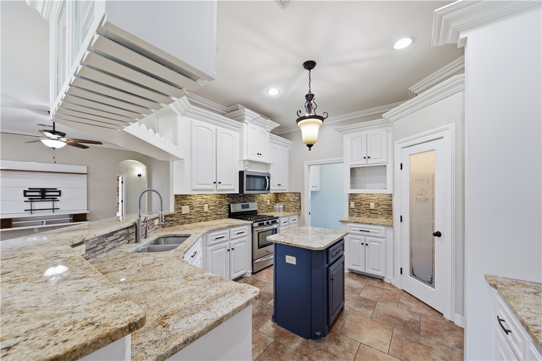 3817 Kangaroo Court Corpus Christi TX 78414