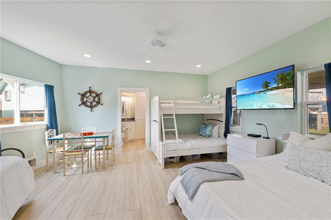 1923 S 11th Street 16 Port Aransas TX 78373