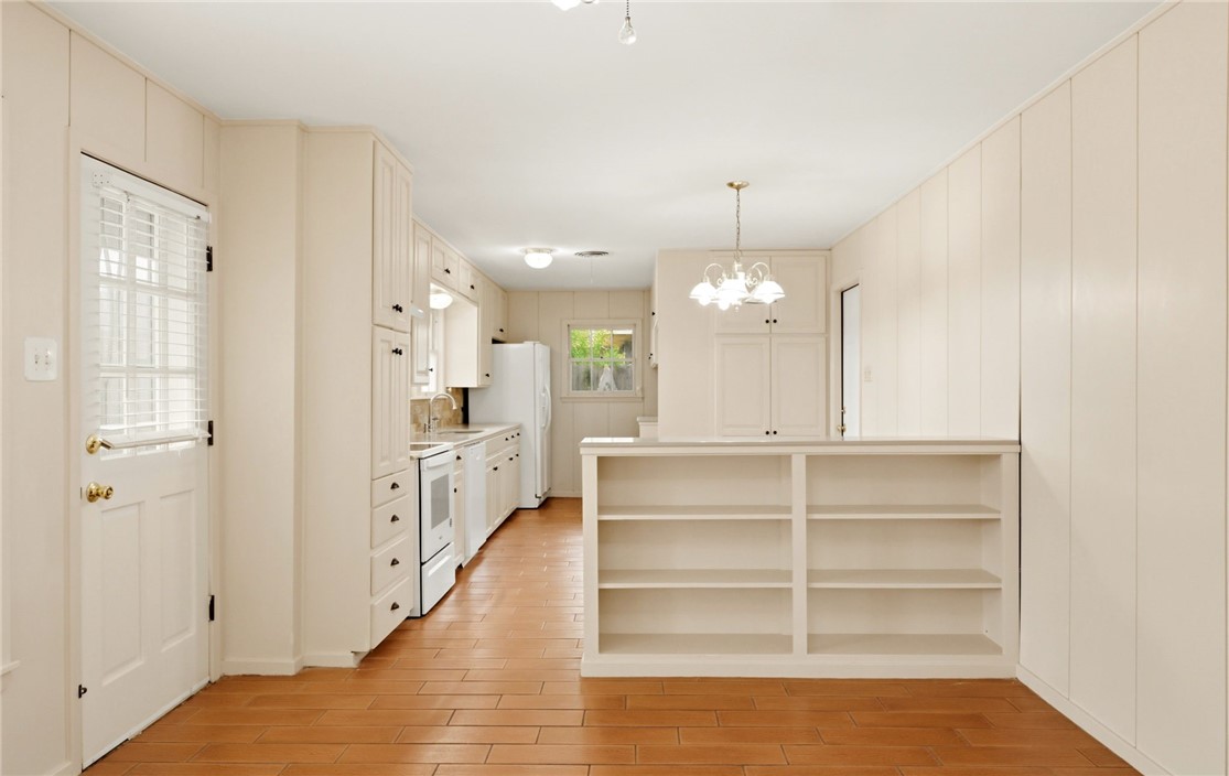 1033 Brawner Parkway Corpus Christi TX 78411
